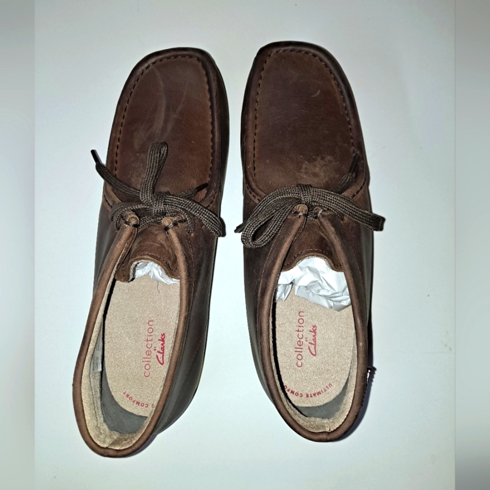 Clarks Chukka Boots, brown, size 10.5